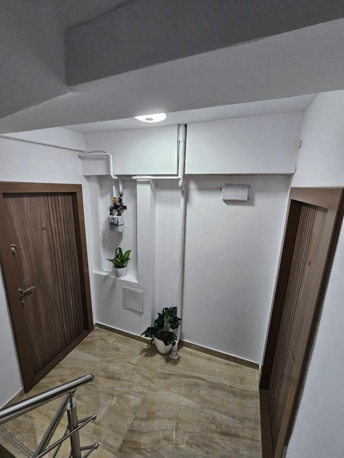 Didi Apartament Κραϊόβα Εξωτερικό φωτογραφία